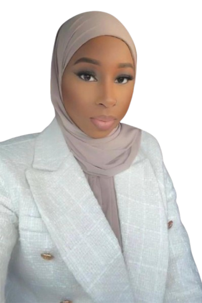 Photo de Kadia Glams, maquilleuse professionnelle, auto-entrepreneure et formatrice en maquillage